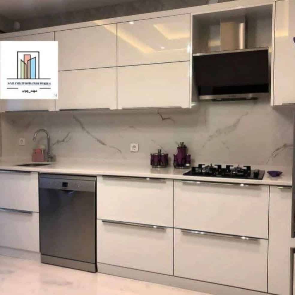 کابینت هایگلاس جک اتوبوسی